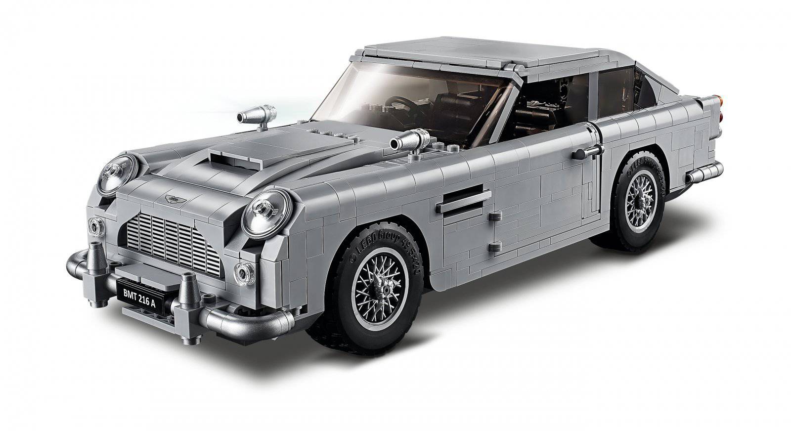 Aston Martin DB5 Jamesa Bonda z klocków LEGO