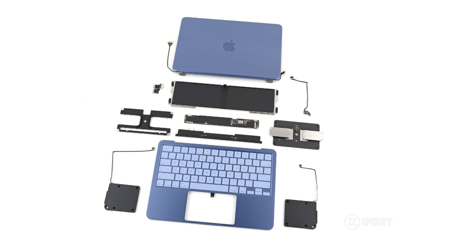 MacBook Neo rozebrany przez iFixit