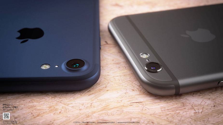 iPhone 7 & iPhone 7 Pro in dark blue