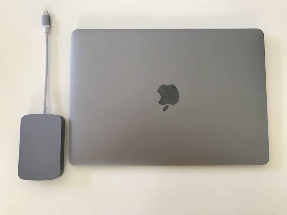 Minix Neo C z MacBook 12"